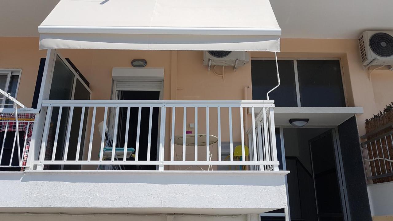 Eva Beach Studio Néa Péramos Bagian luar foto