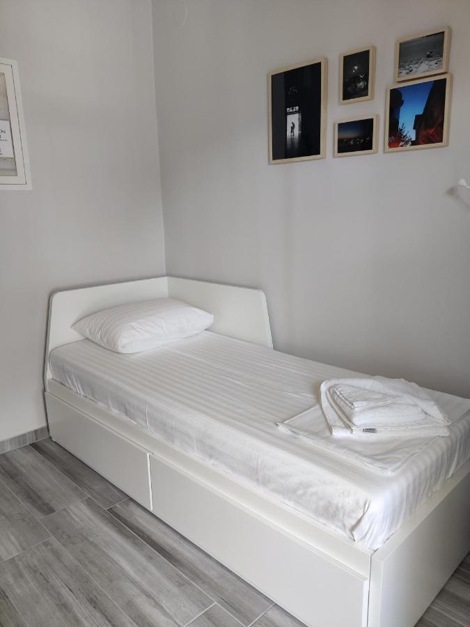 Eva Beach Studio Néa Péramos Bagian luar foto